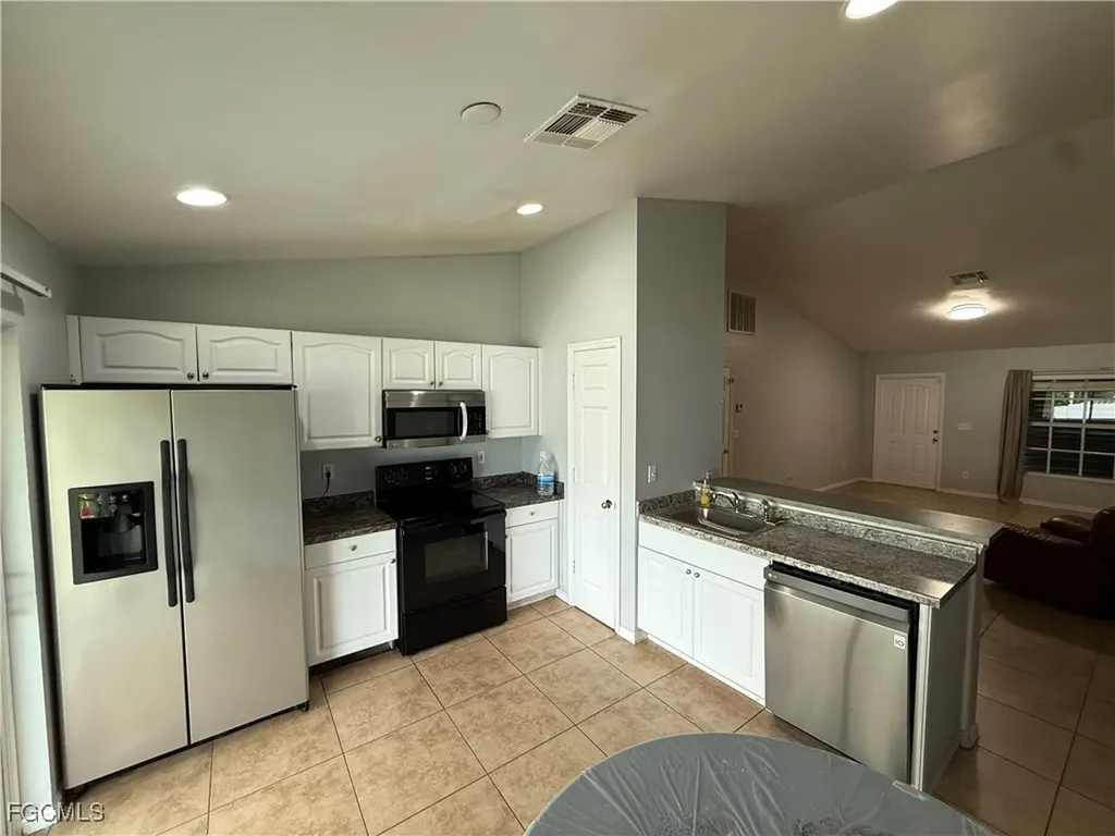 111 Kismet Parkway E Cape Coral FL 33909