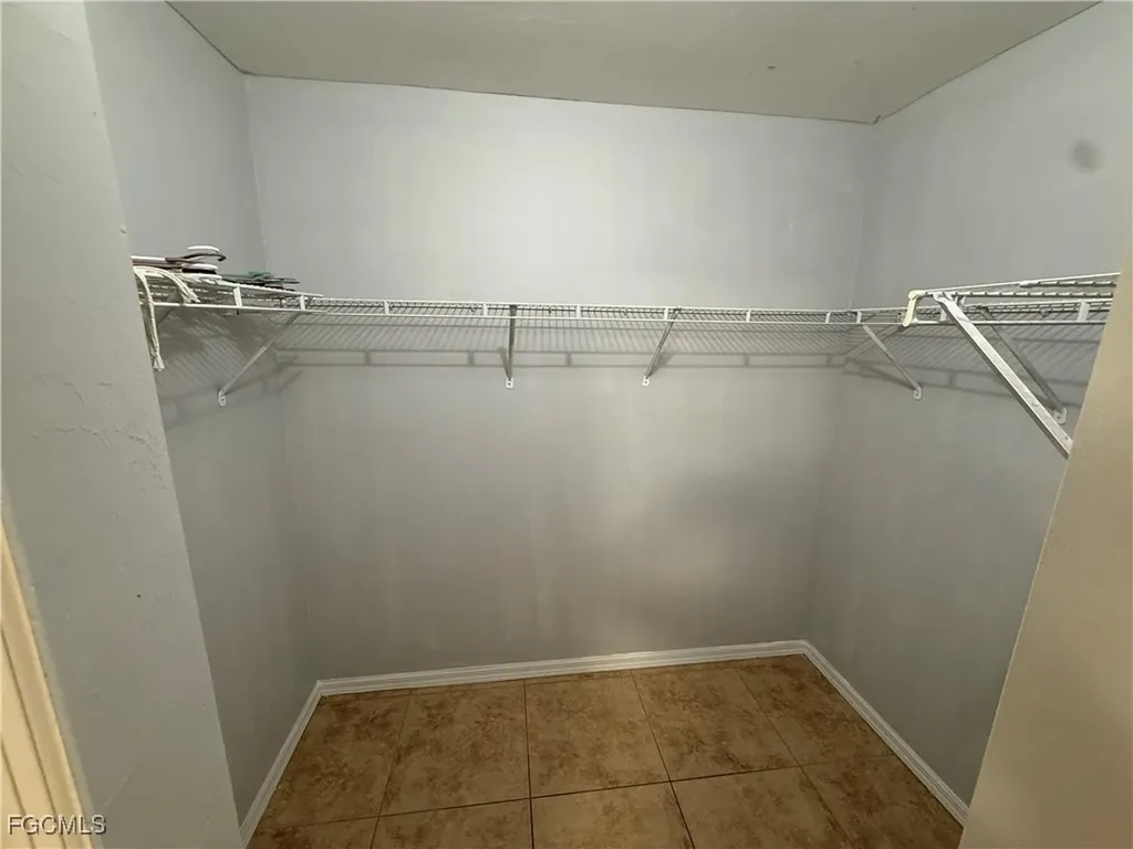 111 Kismet Parkway E Cape Coral FL 33909