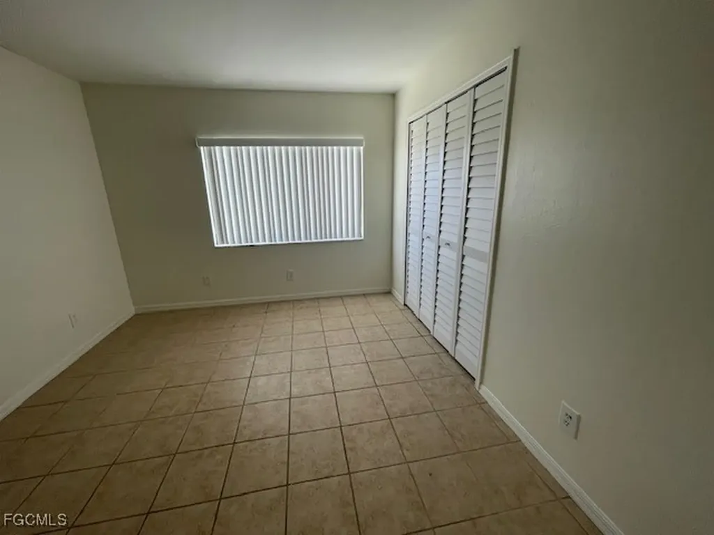 2710 SW 4th Avenue Cape Coral FL 33914