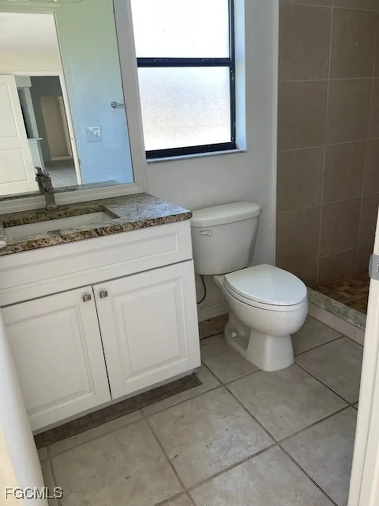 2710 SW 4th Avenue Cape Coral FL 33914