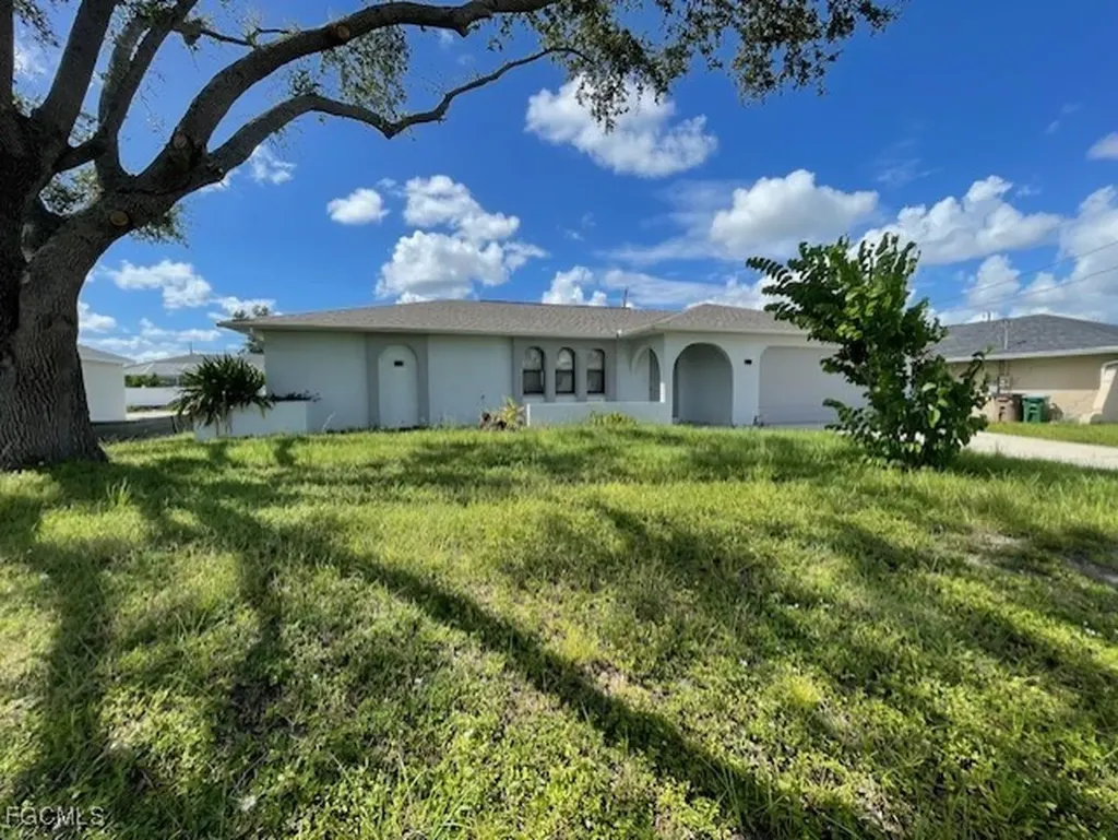 2710 SW 4th Avenue Cape Coral FL 33914