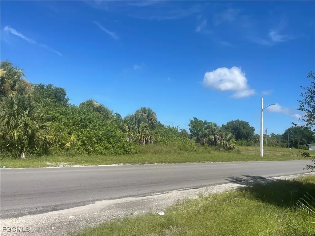 15961 Cemetery Road Fort Myers FL 33905