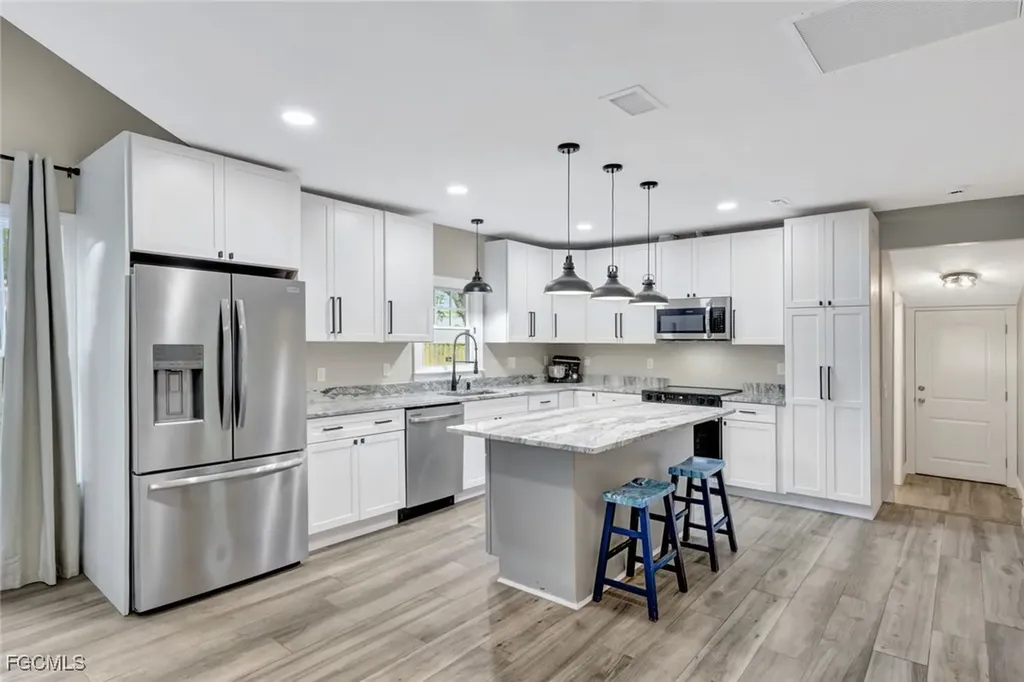 2635 Michigan Avenue Fort Myers FL 33916