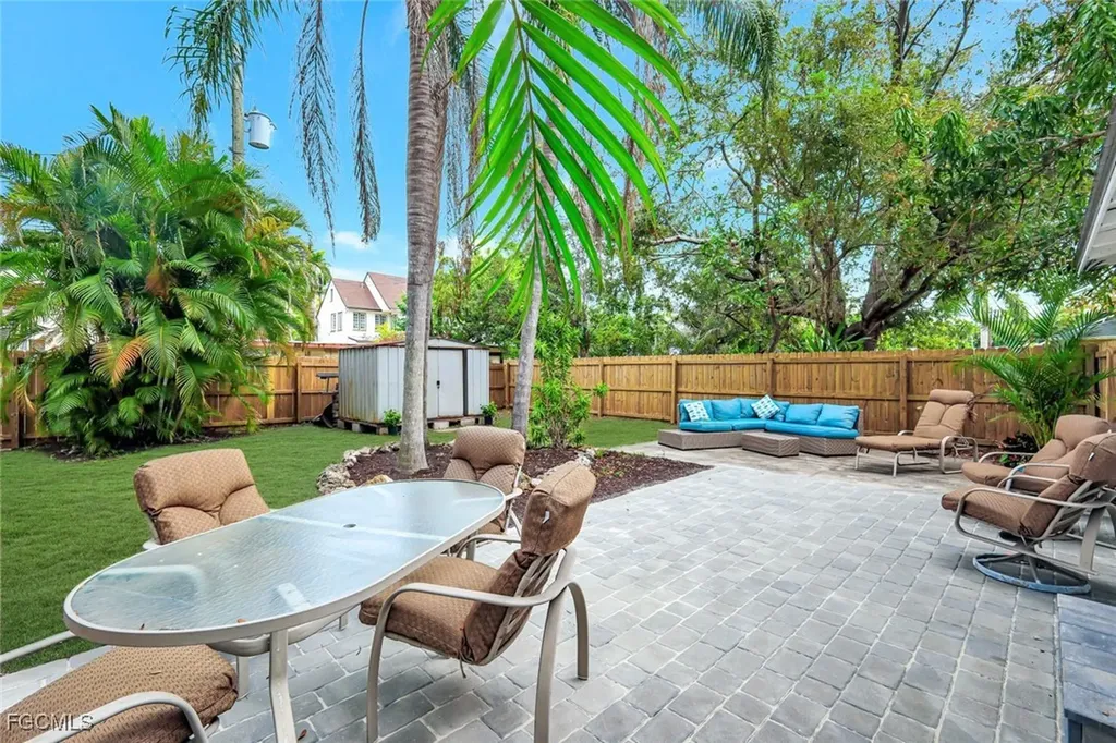 2635 Michigan Avenue Fort Myers FL 33916