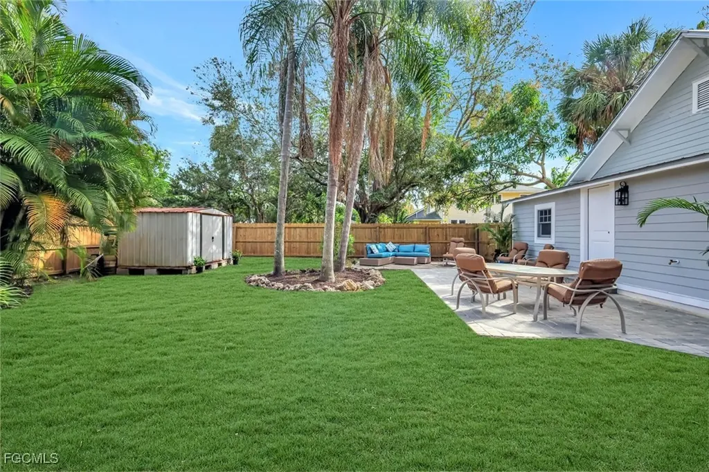 2635 Michigan Avenue Fort Myers FL 33916