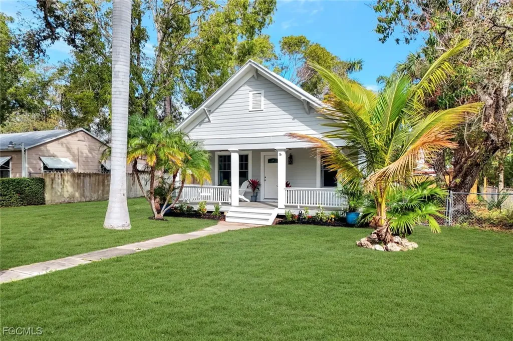 2635 Michigan Avenue Fort Myers FL 33916