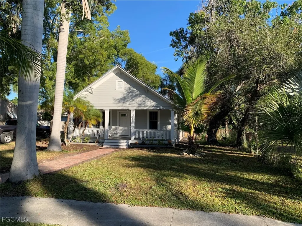 2635 Michigan Avenue Fort Myers FL 33916