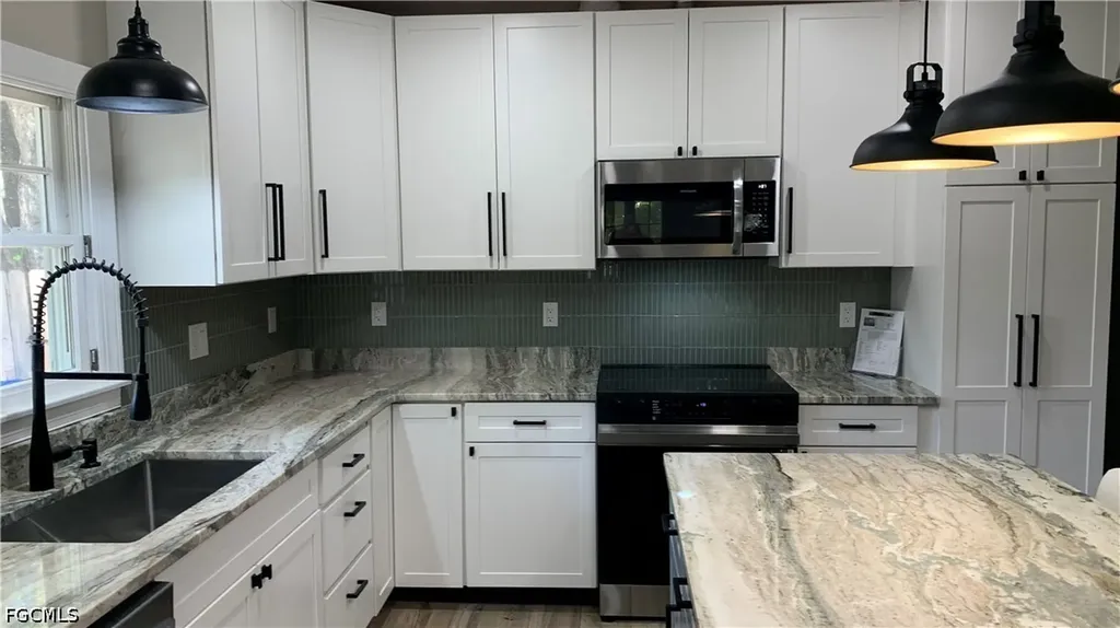 2635 Michigan Avenue Fort Myers FL 33916