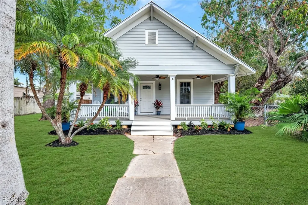 2635 Michigan Avenue Fort Myers FL 33916