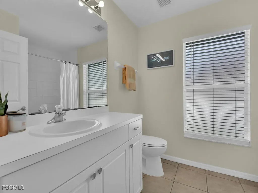 518 NW 11th Terrace Cape Coral FL 33993