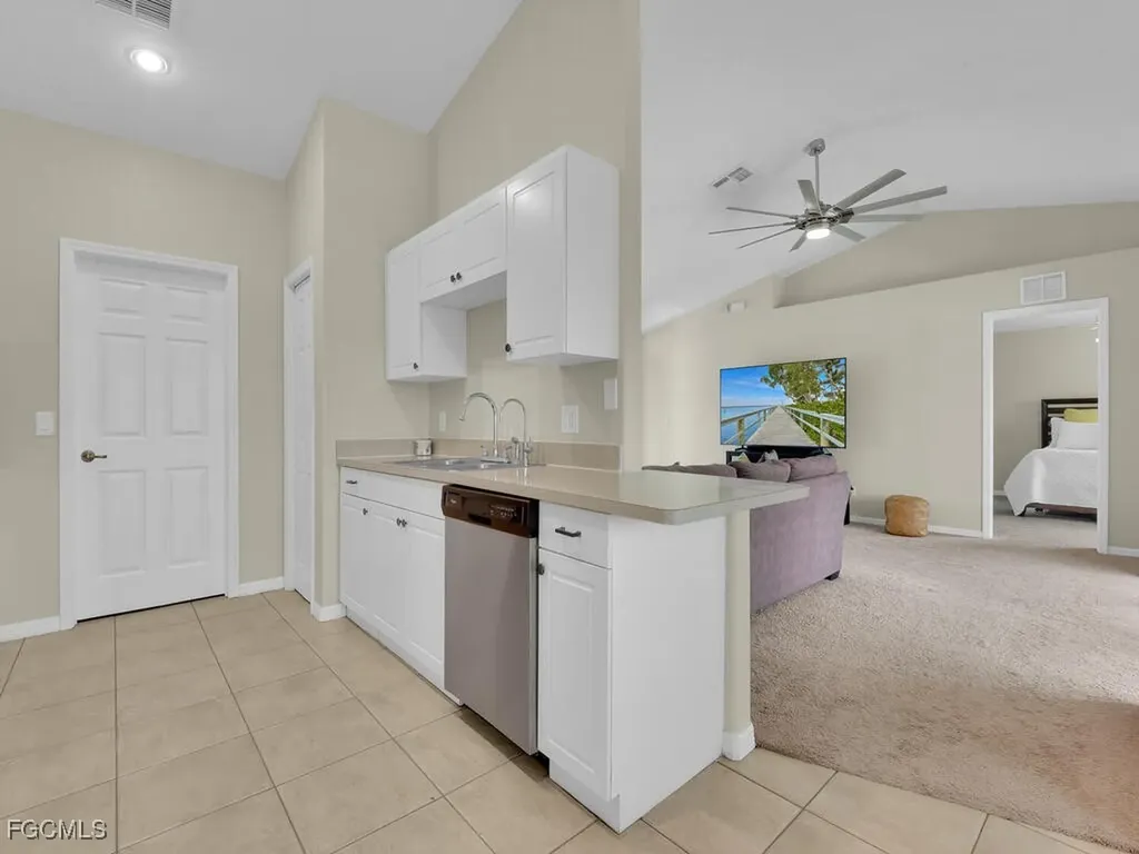 518 NW 11th Terrace Cape Coral FL 33993