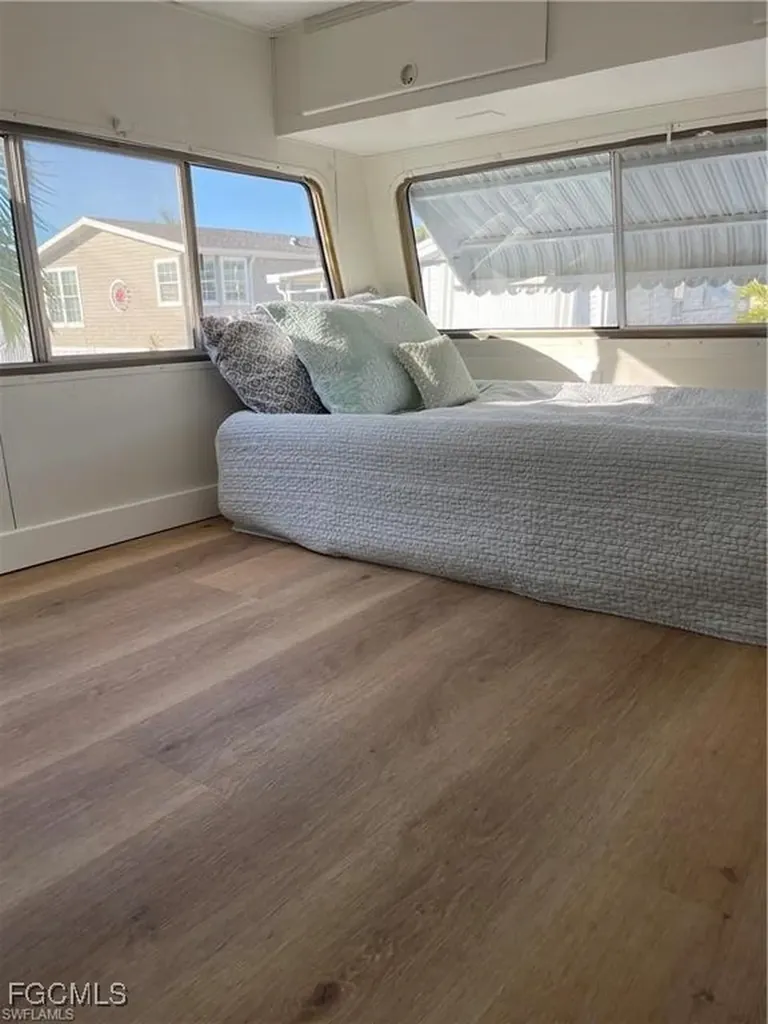 5753 Pink Panther Drive Fort Myers FL 33908