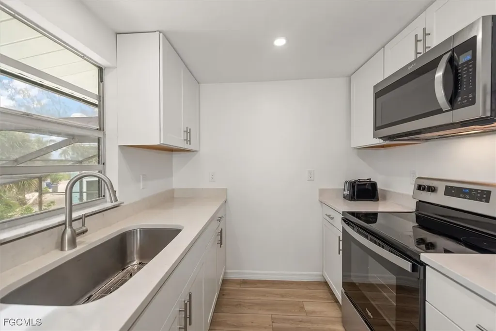 5481 Oak Ridge Avenue Fort Myers Beach FL 33931
