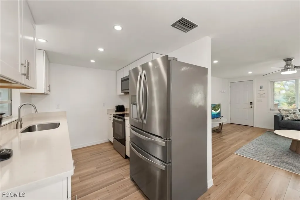 5481 Oak Ridge Avenue Fort Myers Beach FL 33931