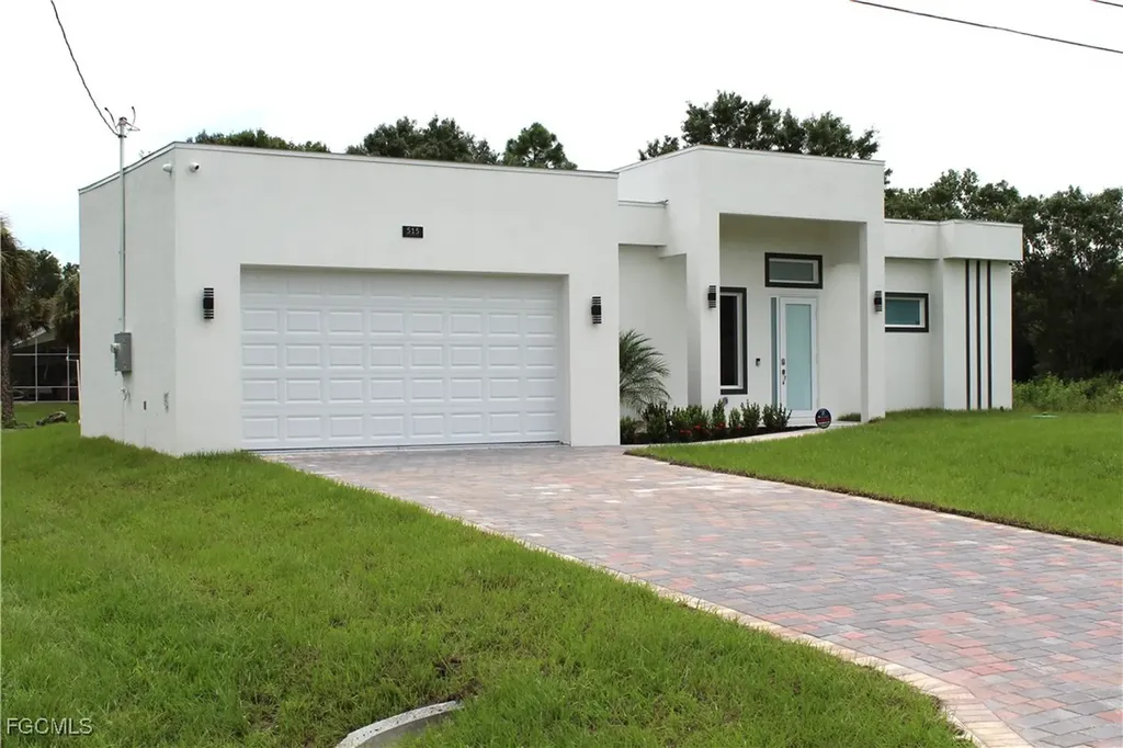515 Broadway Avenue Lehigh Acres FL 33972