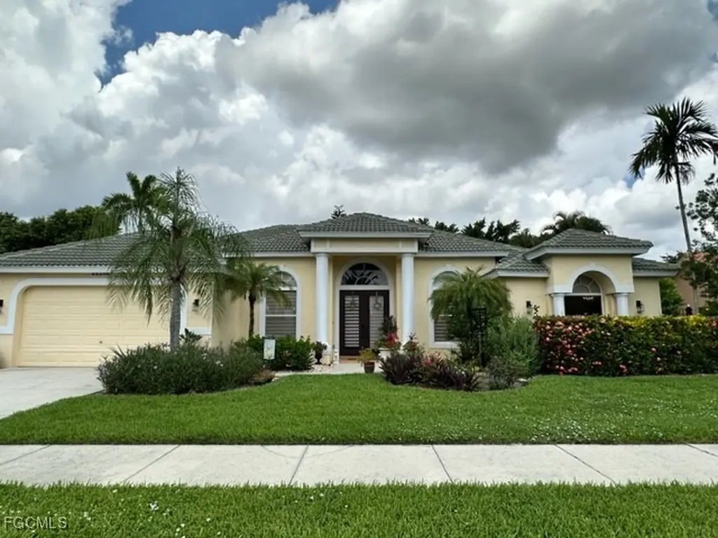 11279 Longshore Way W Naples FL 34119