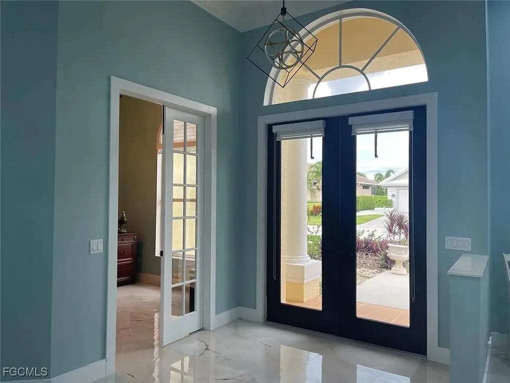 11279 Longshore Way W Naples FL 34119