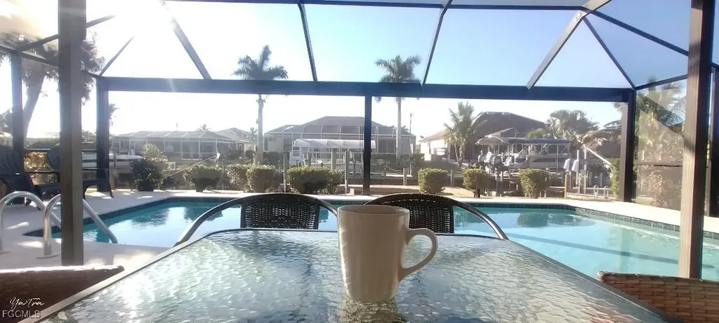 166 SW 52nd Street Cape Coral FL 33914