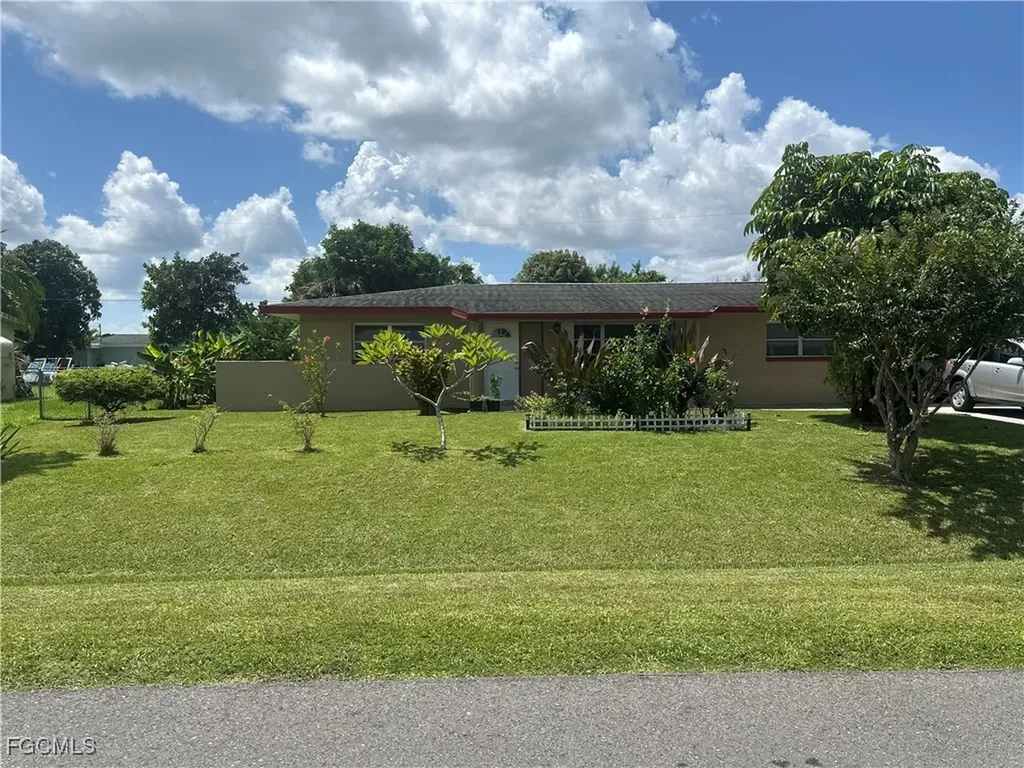 12 E Jasmine Lehigh Acres FL 33936