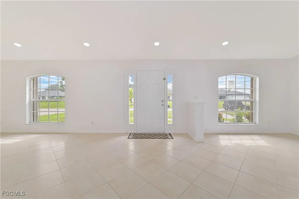 630 NW 17th Avenue Cape Coral FL 33993