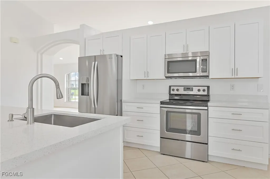 630 NW 17th Avenue Cape Coral FL 33993