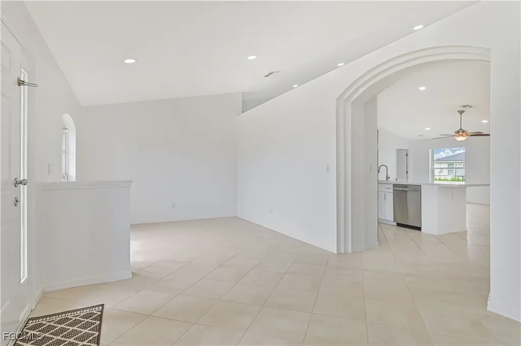 630 NW 17th Avenue Cape Coral FL 33993