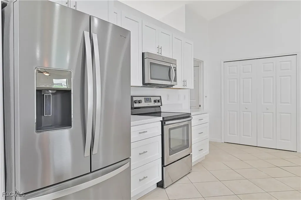 630 NW 17th Avenue Cape Coral FL 33993