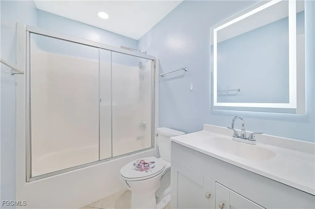 630 NW 17th Avenue Cape Coral FL 33993