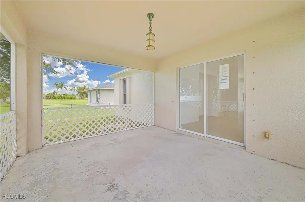 630 NW 17th Avenue Cape Coral FL 33993