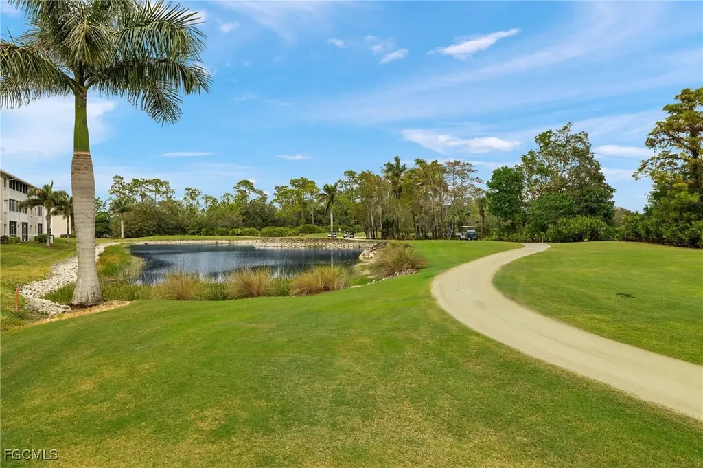 7025 Dennis Circle Naples FL 34104