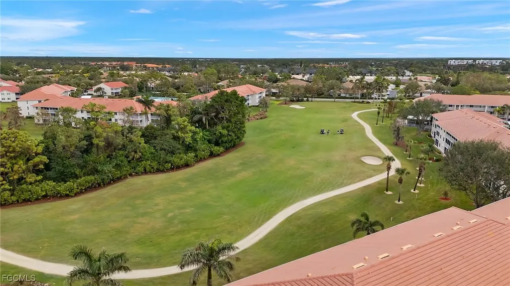 7025 Dennis Circle Naples FL 34104