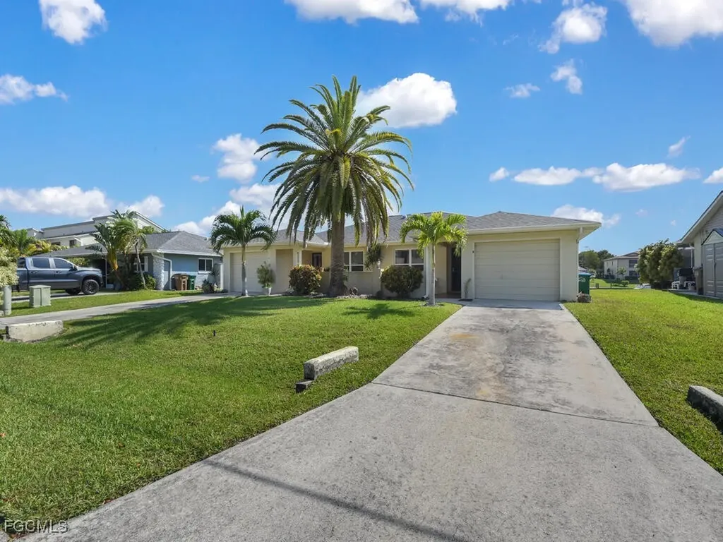 3619 SE 10th Avenue Cape Coral FL 33904