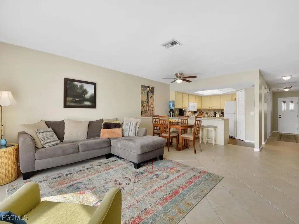 3619 SE 10th Avenue Cape Coral FL 33904