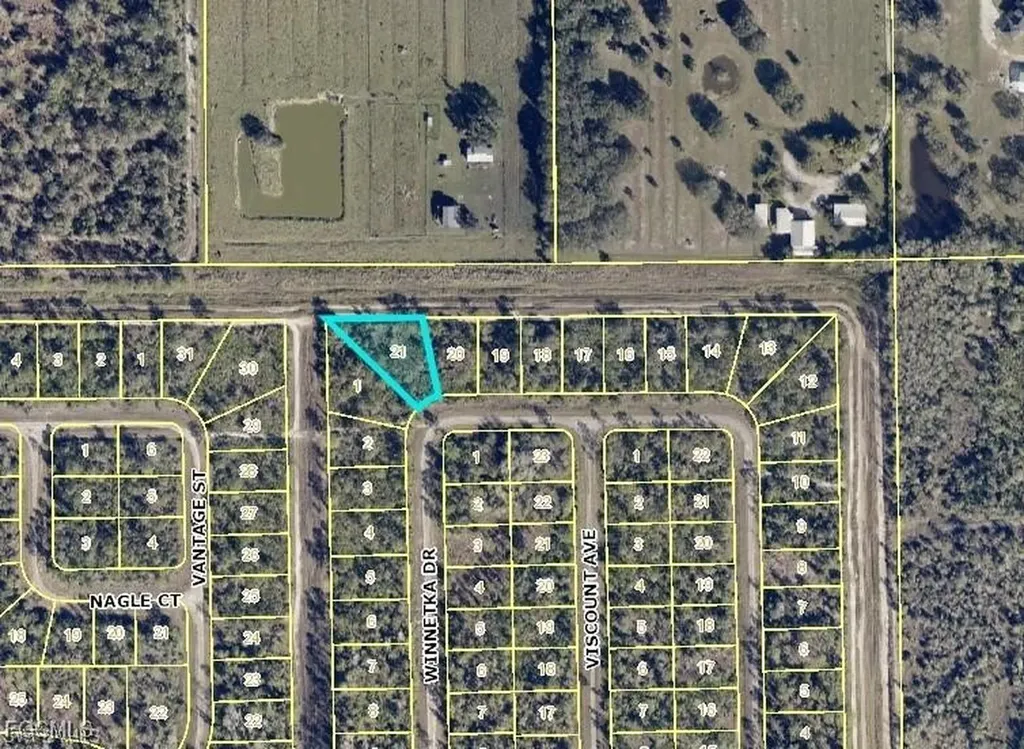 2178 Winnetka Drive Lehigh Acres FL 33972
