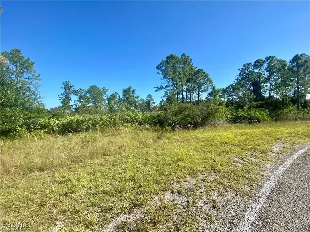 2178 Winnetka Drive Lehigh Acres FL 33972