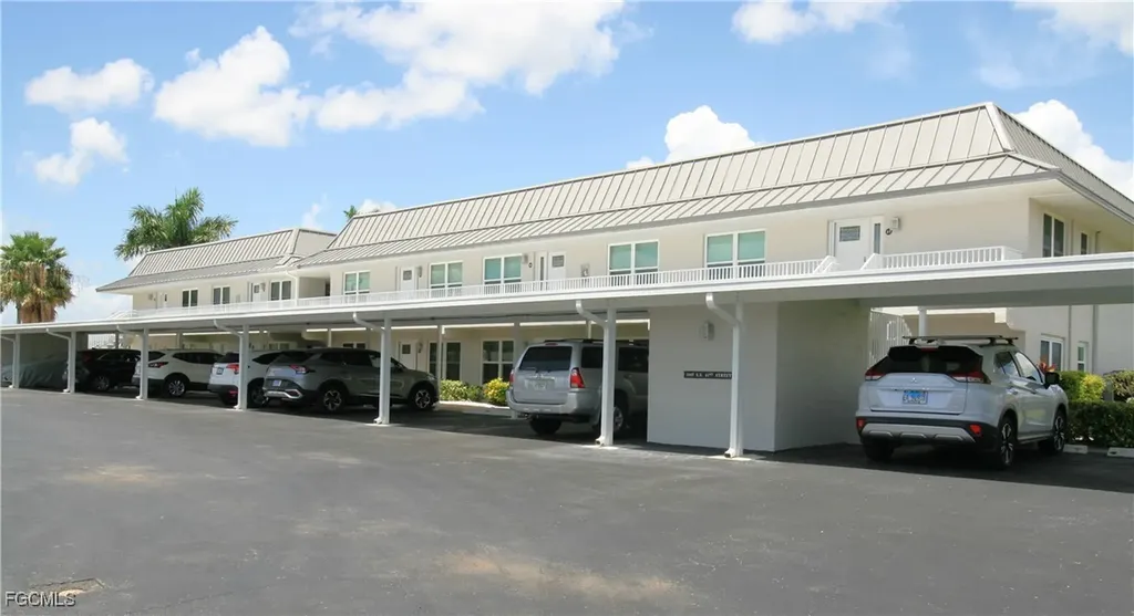 1807 SE 41st Street Cape Coral FL 33904