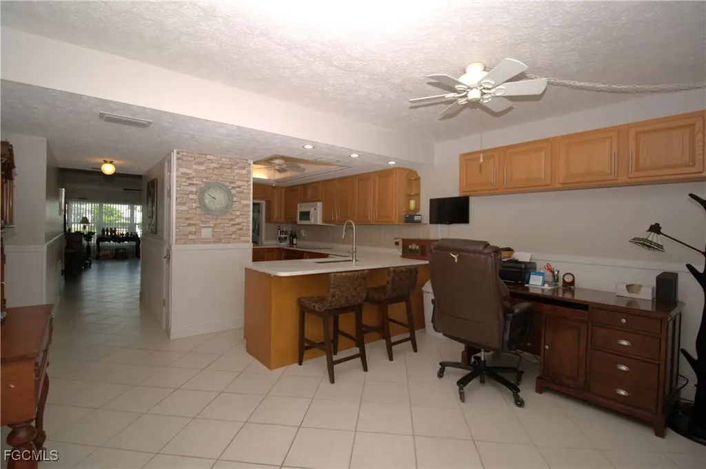 1807 SE 41st Street Cape Coral FL 33904