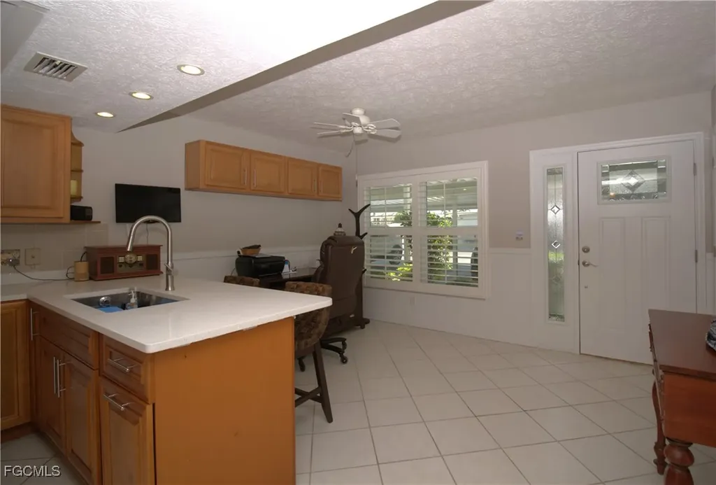 1807 SE 41st Street Cape Coral FL 33904
