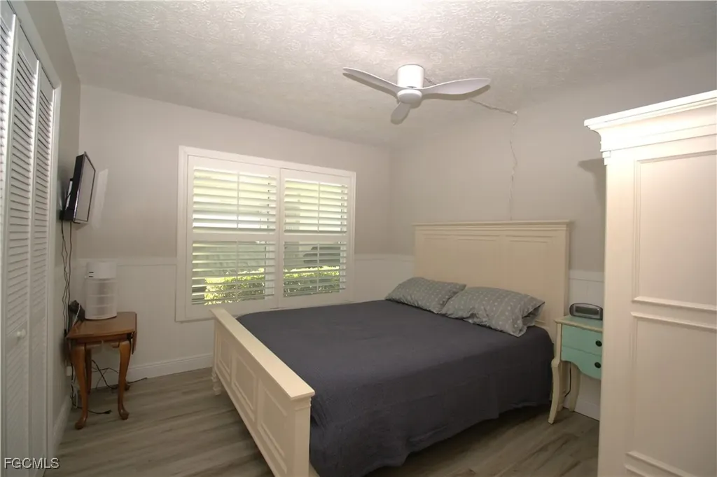 1807 SE 41st Street Cape Coral FL 33904