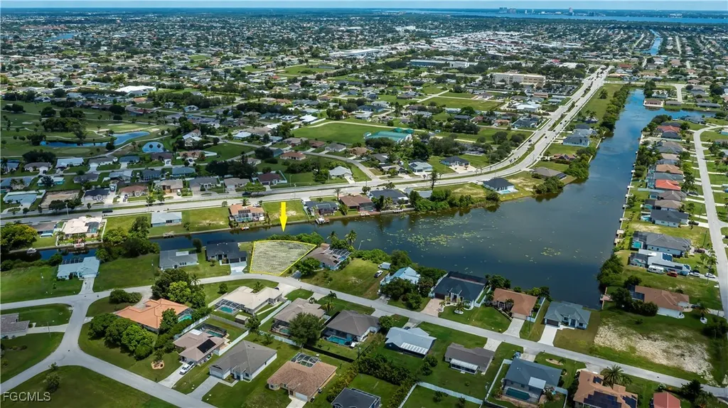 1203 SE 3rd Avenue Cape Coral FL 33990