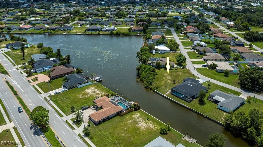 1203 SE 3rd Avenue Cape Coral FL 33990