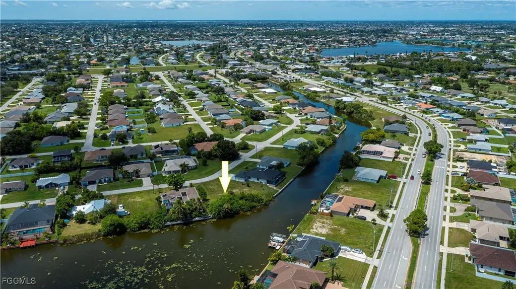 1203 SE 3rd Avenue Cape Coral FL 33990