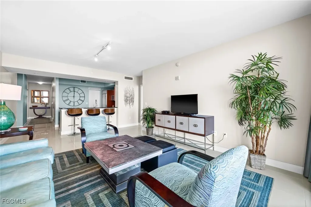 3000 Oasis Grand Boulevard Fort Myers FL 33916
