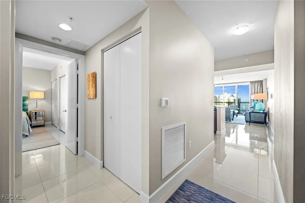 3000 Oasis Grand Boulevard Fort Myers FL 33916