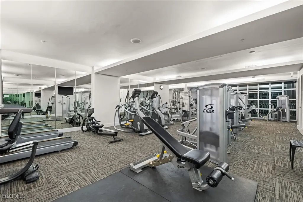 3000 Oasis Grand Boulevard Fort Myers FL 33916