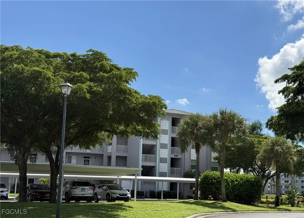 16685 Lake Circle Drive Fort Myers FL 33908