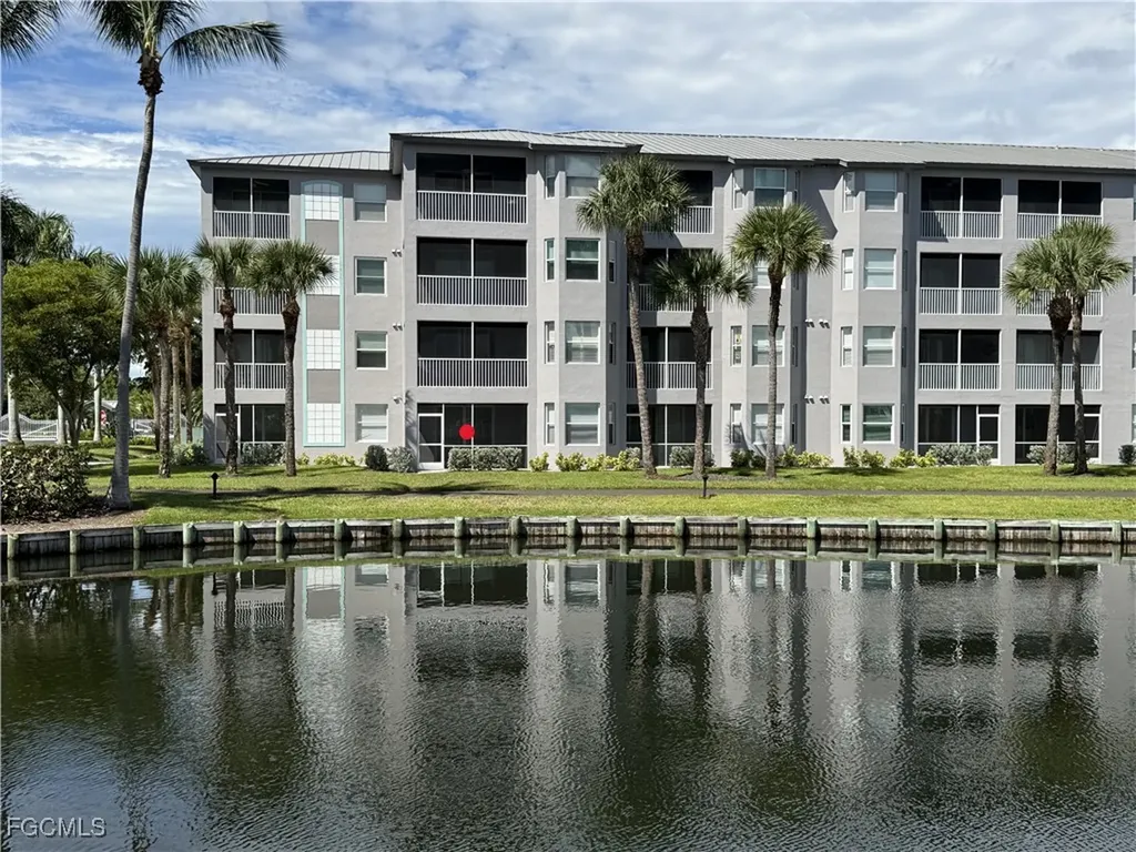 16685 Lake Circle Drive Fort Myers FL 33908