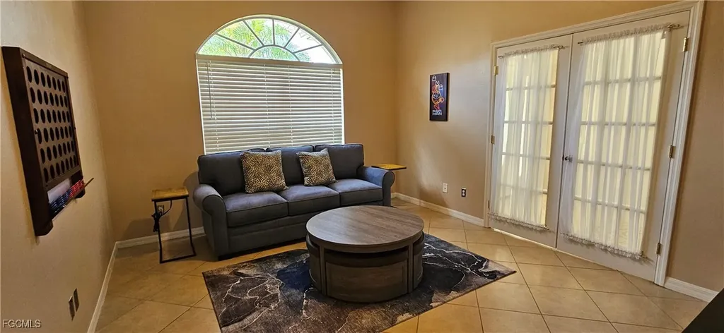 1923 SW 26th Street Cape Coral FL 33914