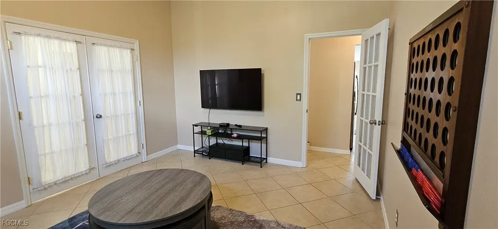 1923 SW 26th Street Cape Coral FL 33914