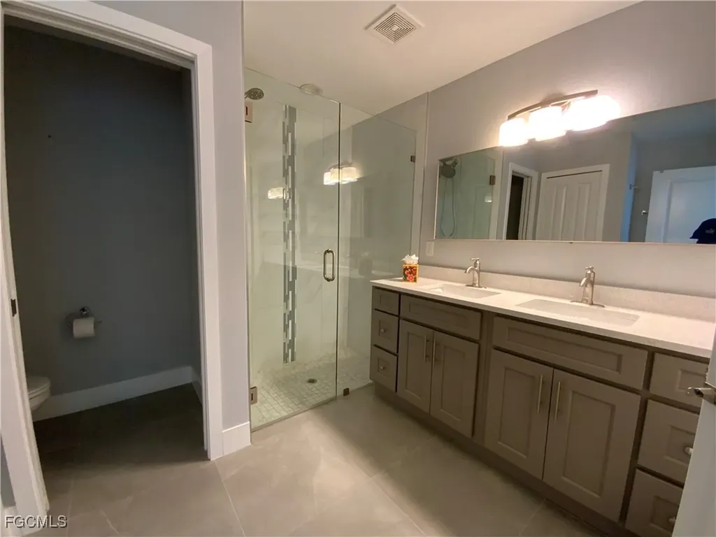 1331/1333 NE 15th Lane Cape Coral FL 33909